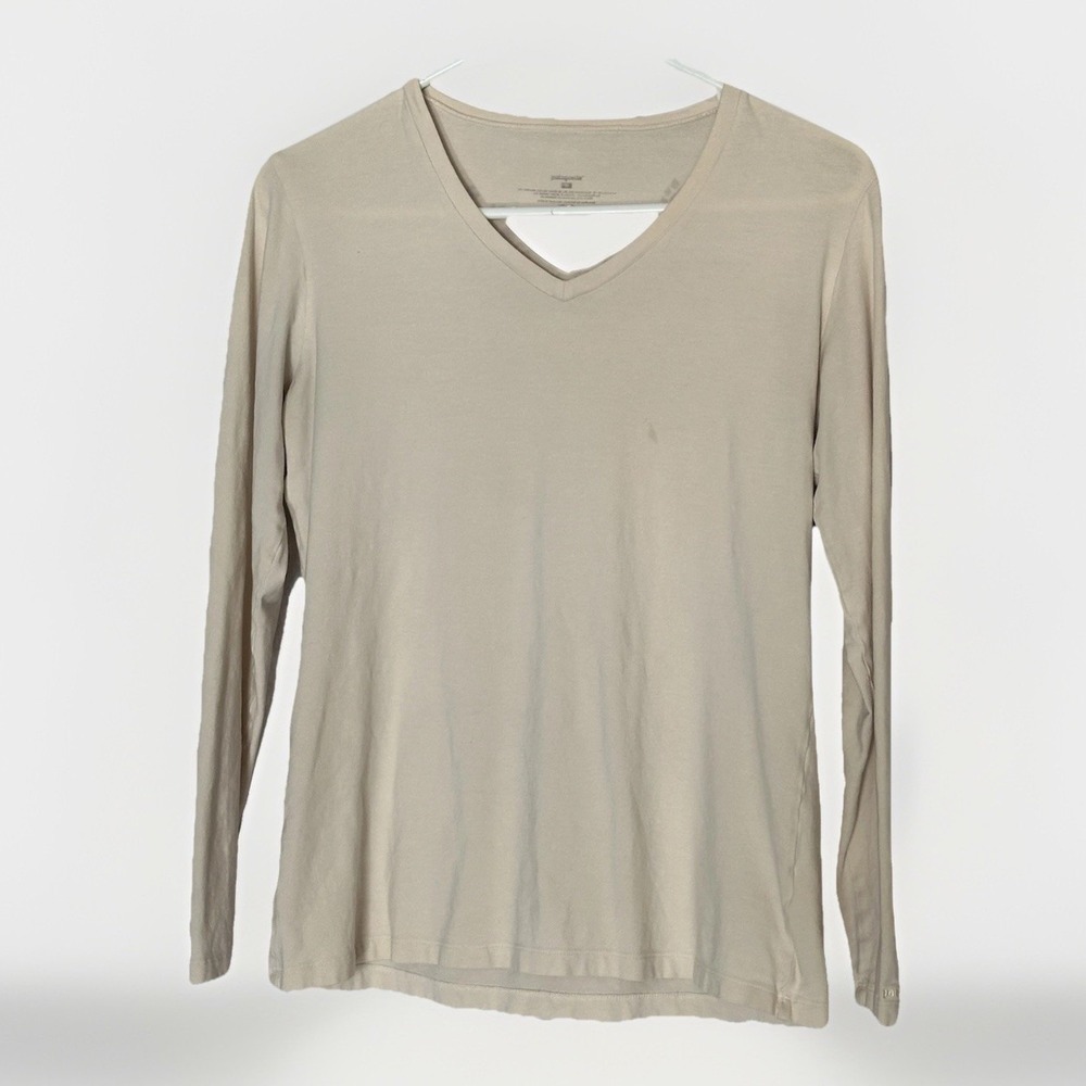 Patagonia Womens Long Sleeve Top‎ Medium Floral Back Print Cozy Layer Tee